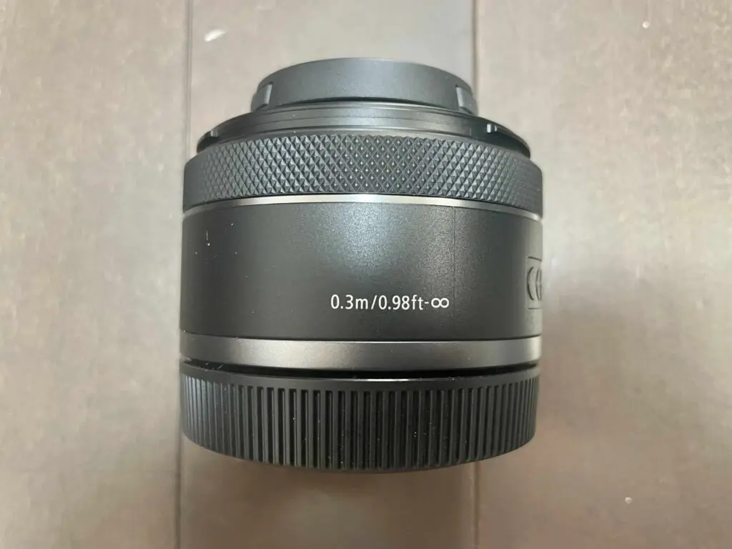 Canon RF50mm F1.8 STM 単焦点レンズ 元箱付 フード付 Canon RF50mm F1.8 STM 購入したので軽くレビュー。 - BABEL