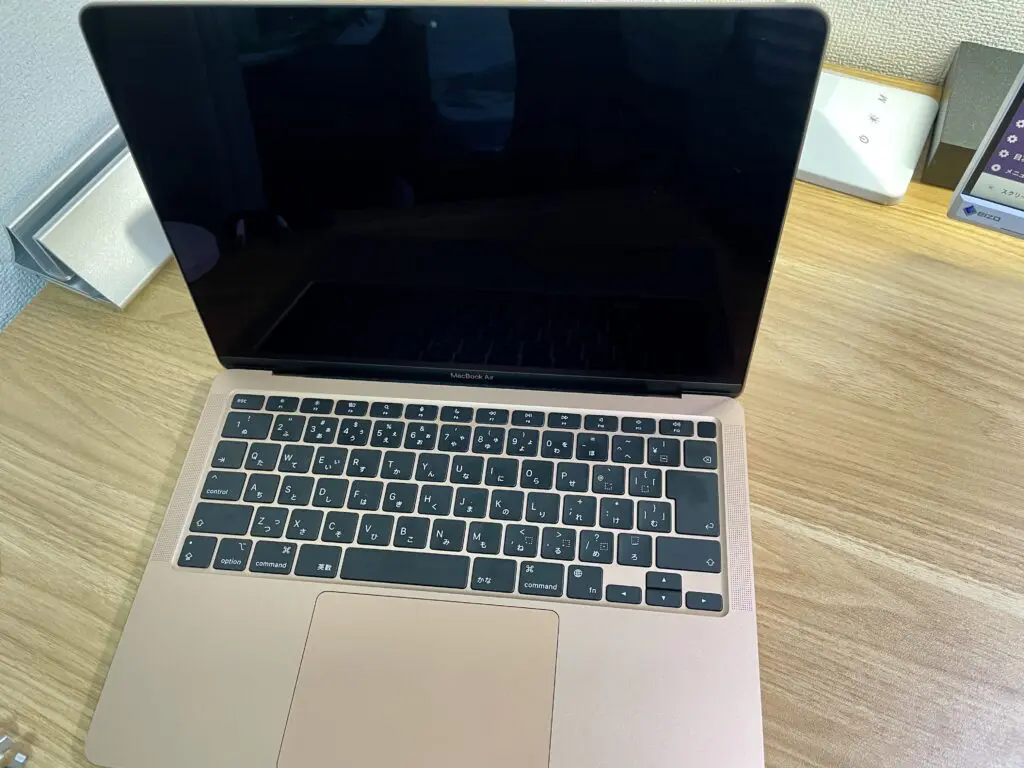 M1 MacBook Air レビュー｜2026年でもまだ使える？デメリットと中古