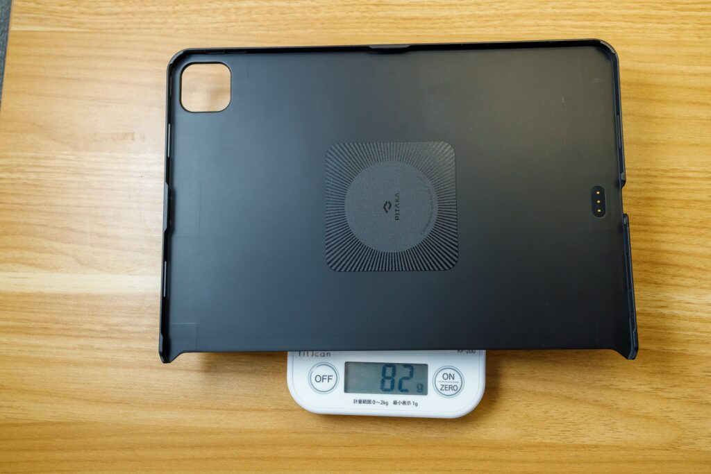 PITAKA iPad Pro/Air MagEZ Case 2の重さは82g