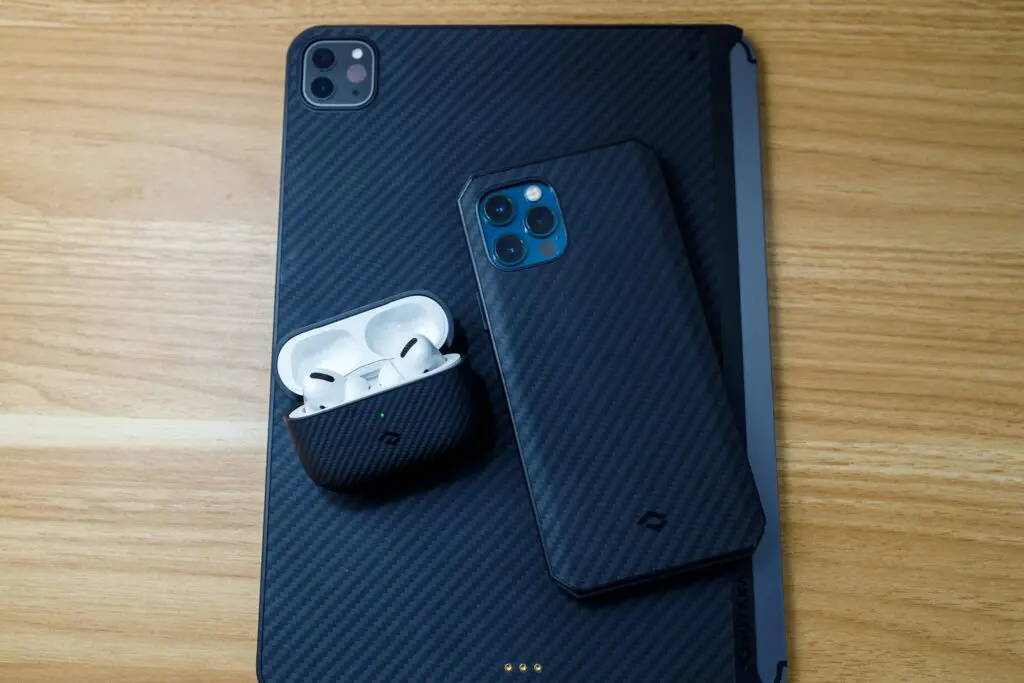 PITAKA AirPods Pro/2 対応 ケース MagEZ Caseレビュー。No.1高級