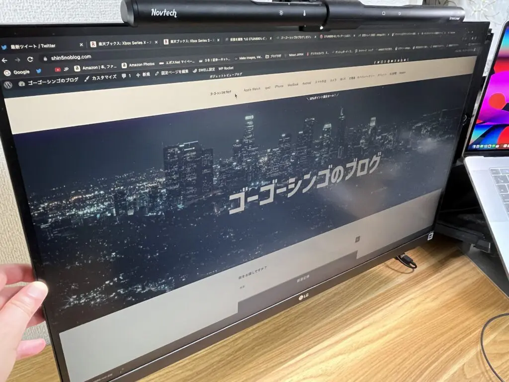 LG 27UN880-B　27インチモニター2台セット（バラ売り可） LG 27UN880-B 27インチモニター2台セット（バラ売り可） Amazon.com