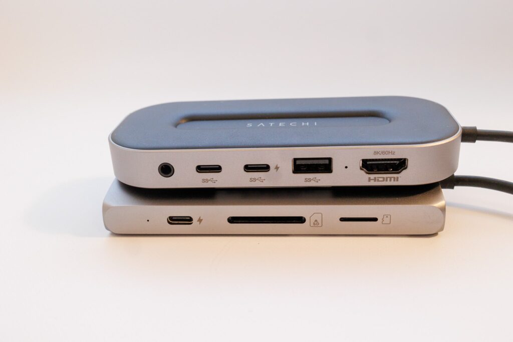 Satechi USB4 6-in-1マルチハブとSatechi USB4 マルチ USBCハブ 9in1との比較
