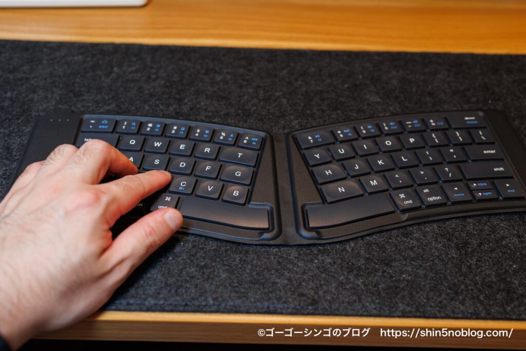 サンワサプライ ワイヤレスキーボード400-SKB076