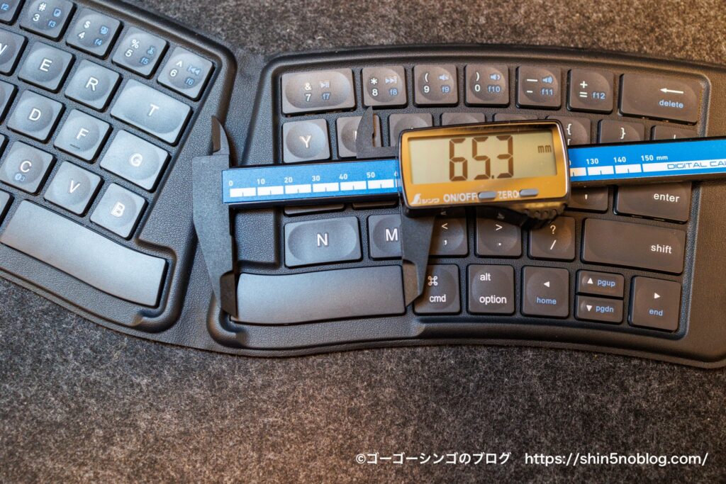 サンワサプライ ワイヤレスキーボード400-SKB076のキーピッチ（シフトキー）