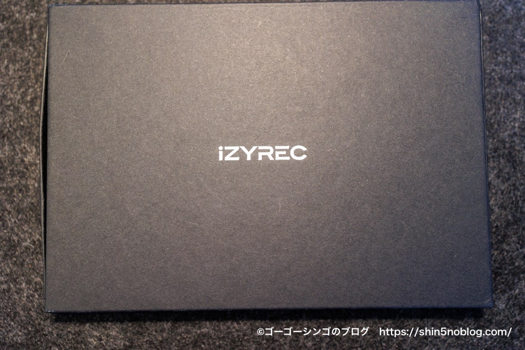 iZYREC（イージーレック）ボイスレコーダーの箱