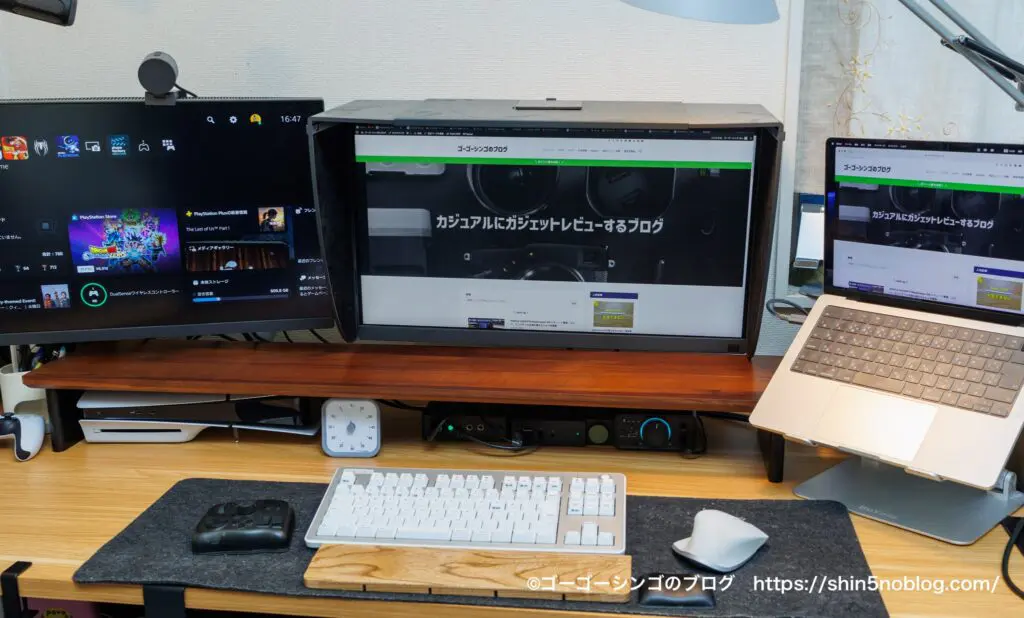 WORLD GADGETS ウォールナットデスクシェルフレビュー｜無垢材の