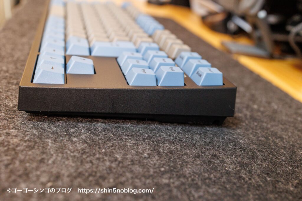 LEOPOLD（レオポルド）メカニカルキーボードFC750RBTの高さ調節