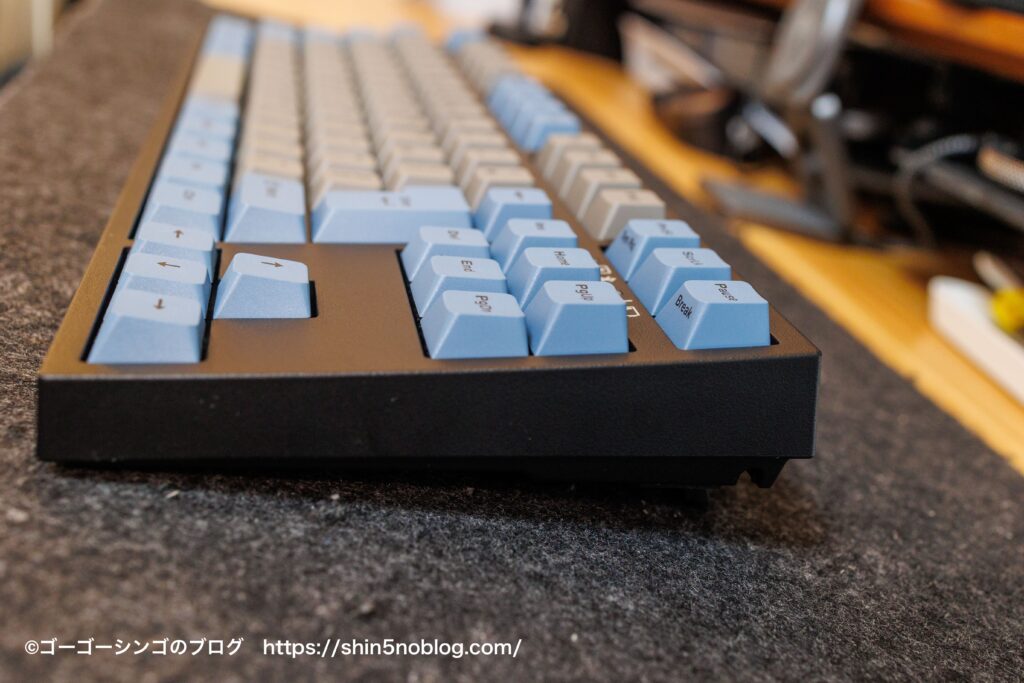 LEOPOLD（レオポルド）メカニカルキーボードFC750RBTの高さ調節