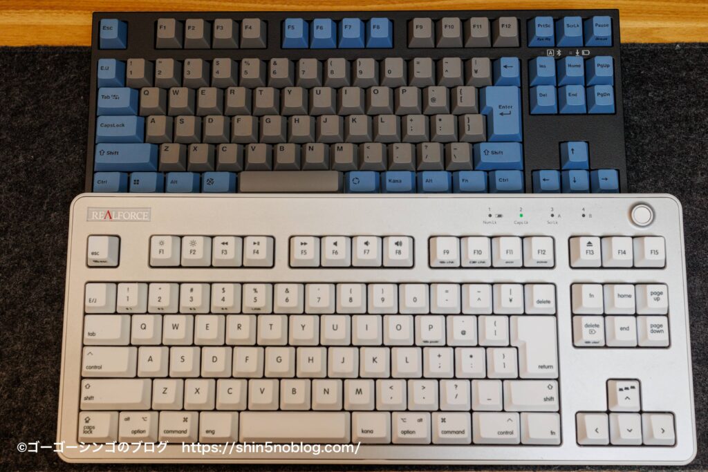 LEOPOLD（レオポルド）メカニカルキーボードFC750RBTとREALFORCE R3