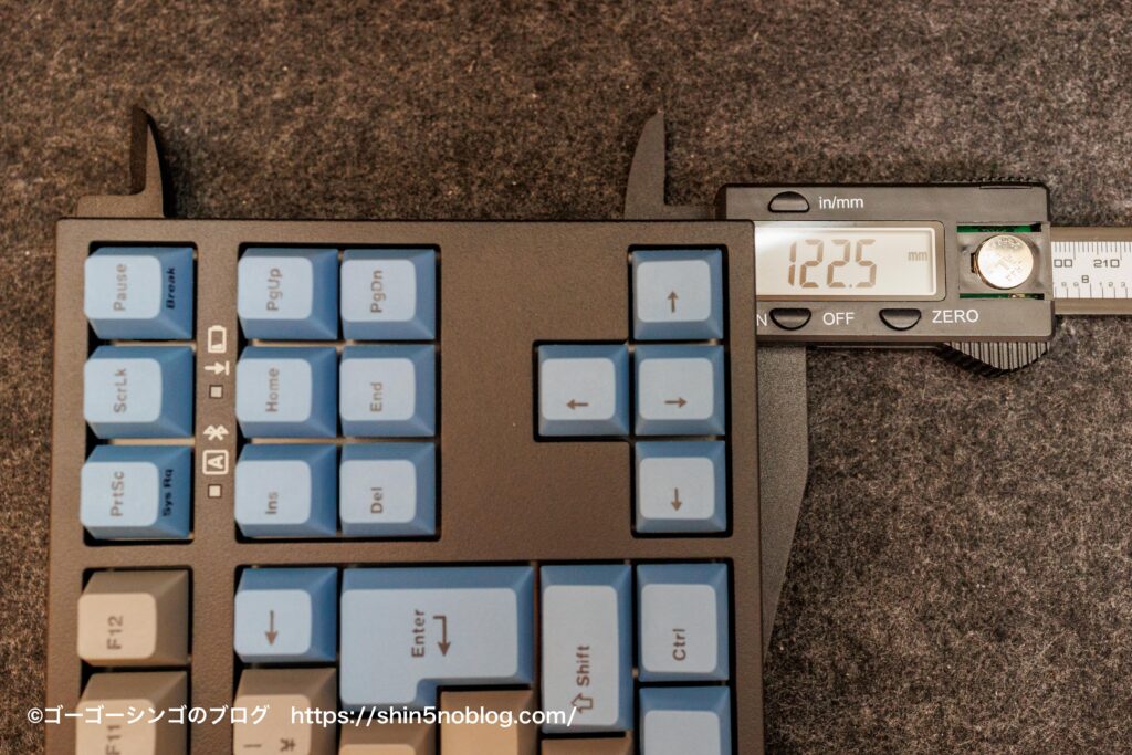 LEOPOLD（レオポルド）メカニカルキーボードFC750RBTの大きさ