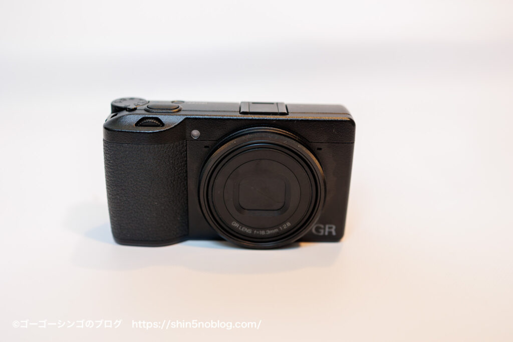 機材軽量化の為にGRⅢにシフト