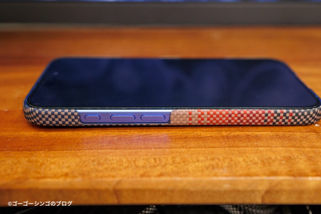 PITAKA iPhone 16 浮織ケース