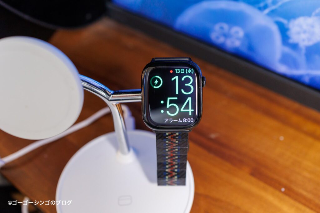 Apple Watchシリーズ10ジェットブラックの充電
