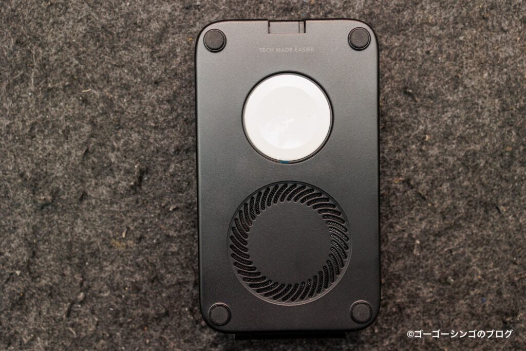 ESR CryoBoost® 折りたたみ式 3-in-1 マグネット充電ステーション