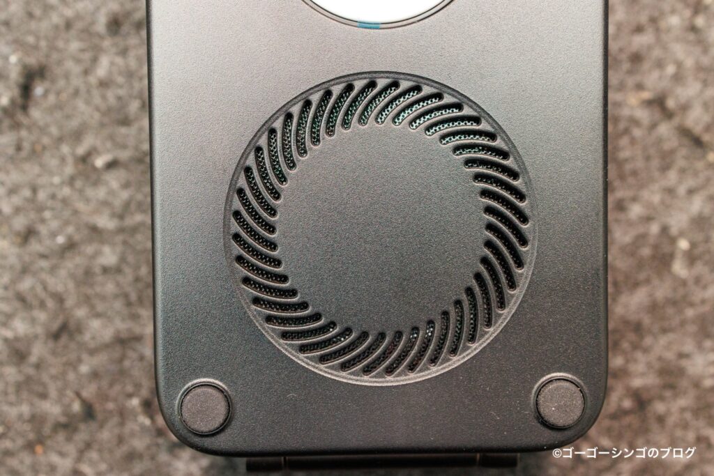 ESR CryoBoost® 折りたたみ式 3-in-1 マグネット充電ステーション