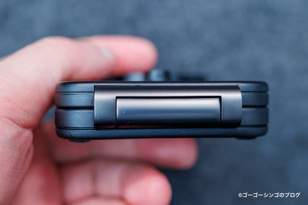 ESR CryoBoost® 折りたたみ式 3-in-1 マグネット充電ステーション