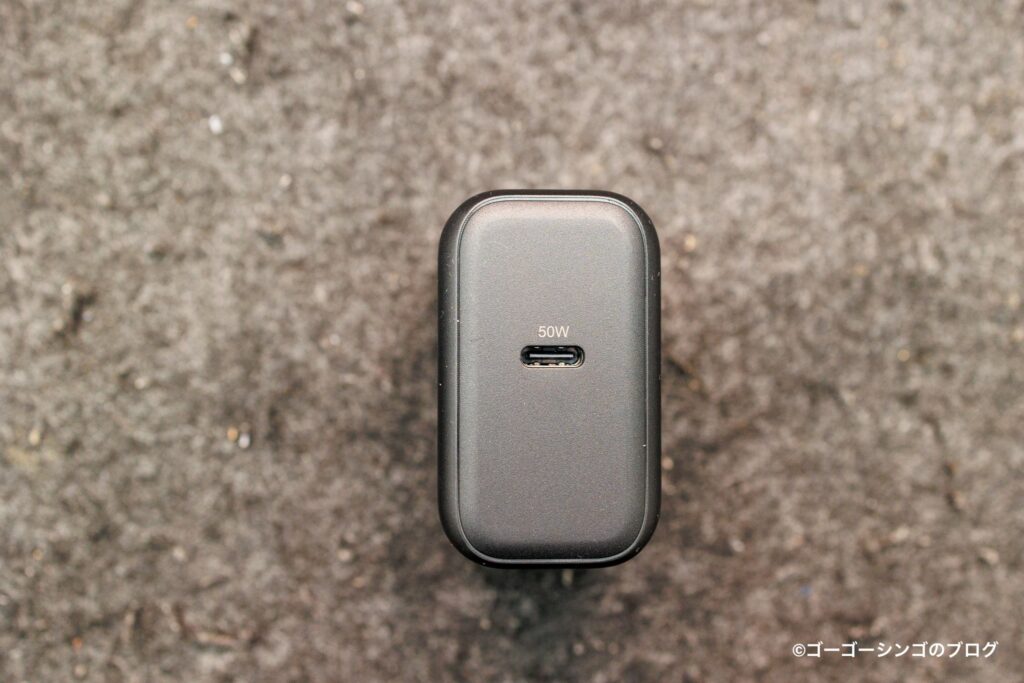 ESR CryoBoost® 折りたたみ式 3-in-1 マグネット充電ステーション