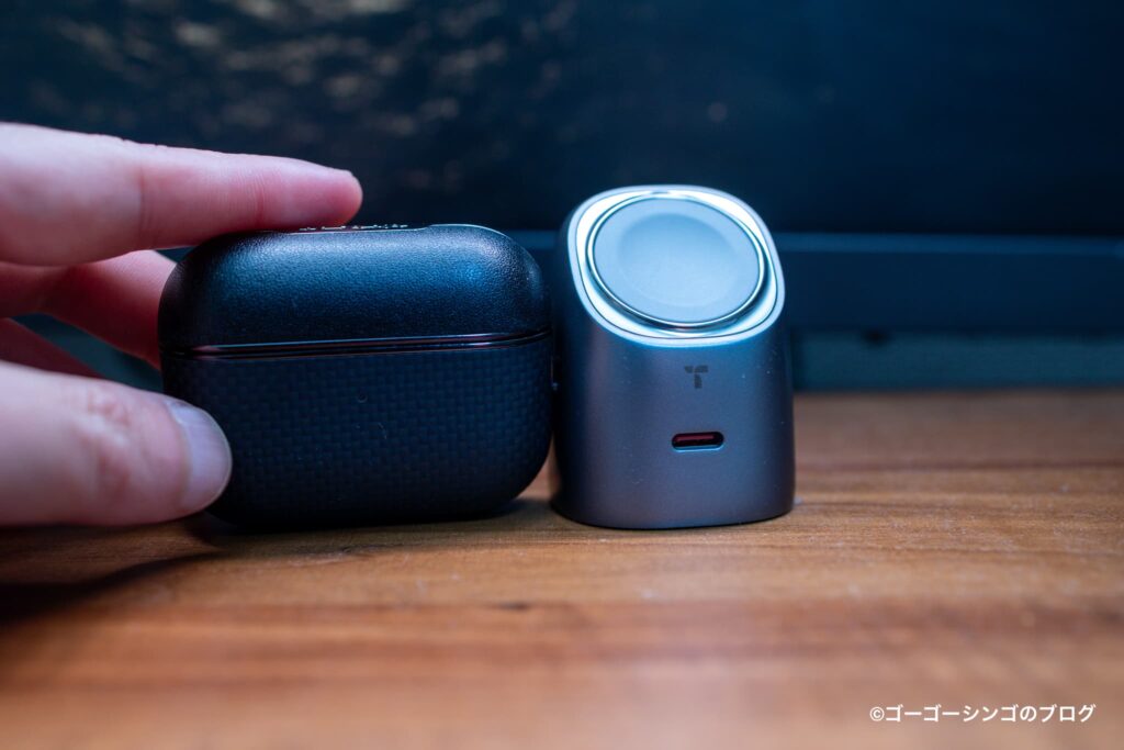 TORRAS Flasheye マルチ充電器はApple Watch