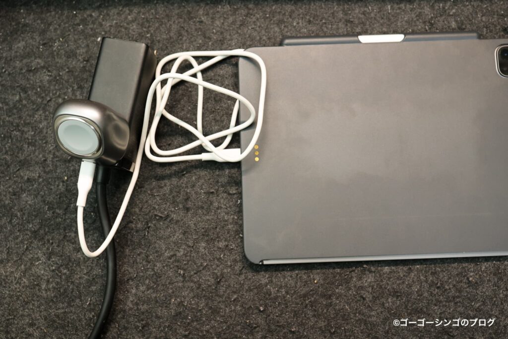 TORRAS Flasheye マルチ充電器はApple Watch