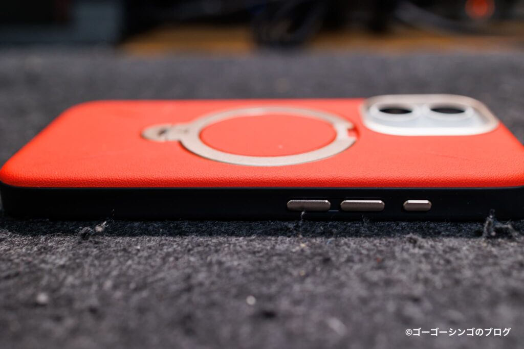 TORRAS Ostand Q3 レザートーン