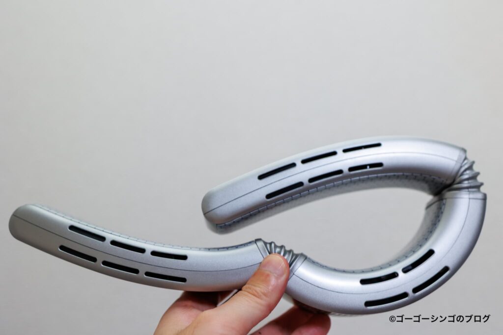 TORRAS COOLiFY Cyber Foldの折り曲げ