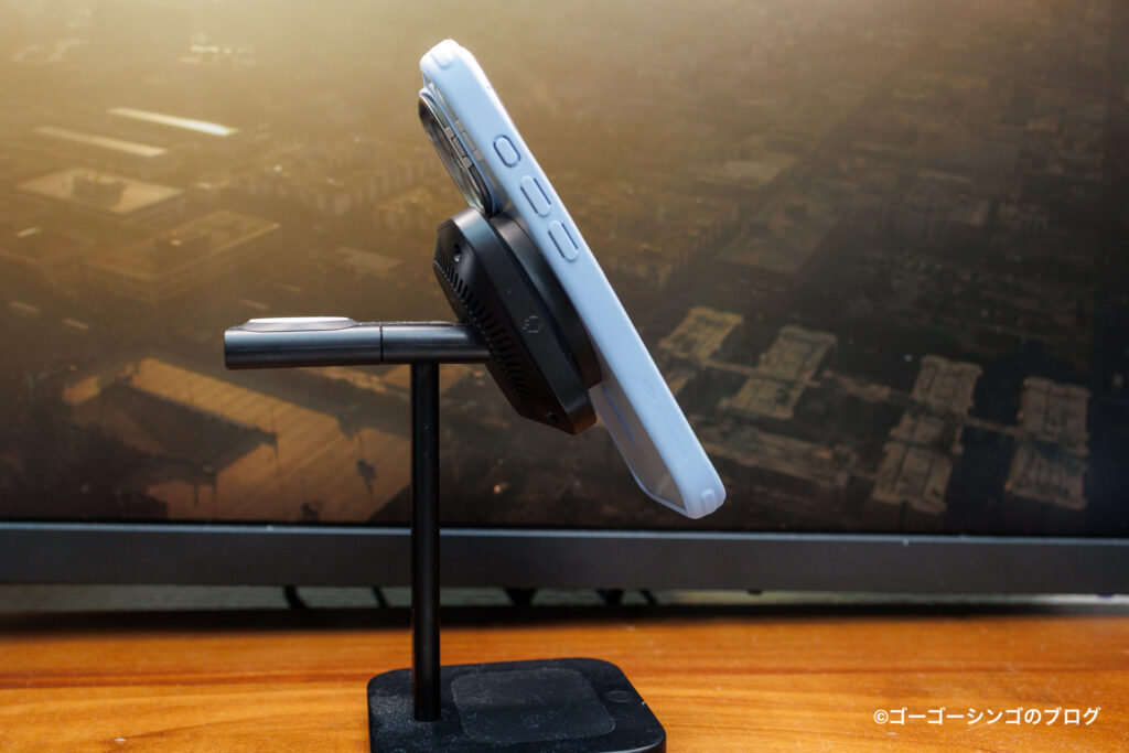 ESR Cloud ソフトマグネットケースのMagSafe充電