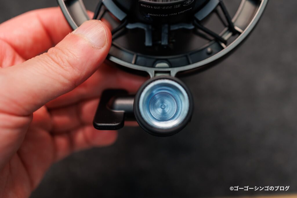 Maono PD200W Hybridのネジ穴