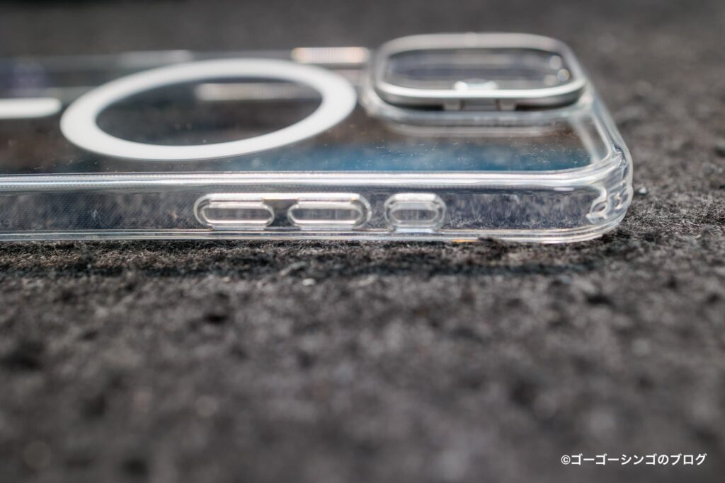 iPhone 17用ESRクリアケース
