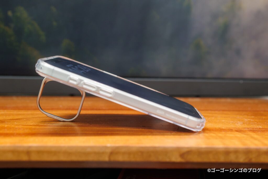 iPhone 17用ESRクリアケース